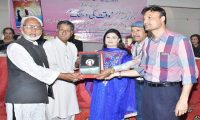 پروفیسر ڈاکٹر نزہت عباسی کے شعری مجموعے وقت کی دستک کی تعارفی تقریب